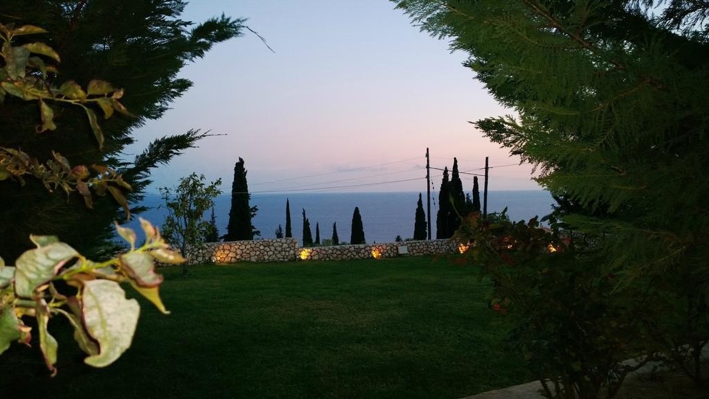 Ερωφίλη Villas Λουρδάτα Εξωτερικό φωτογραφία